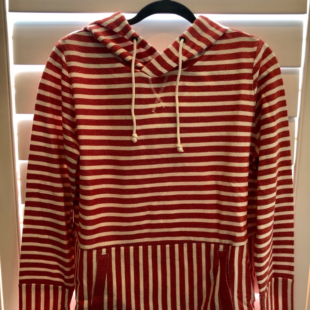 J Crew NWT Hooded Pullover Size M.